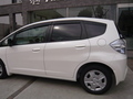 ホンダ　フィット　ハイブリット　(HONDA FIT HYBRID)　板金 塗装　自動車 修理事例