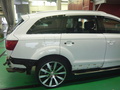 アウディ Q7　(AUDI)　板金 塗装 自動車 修理 事例